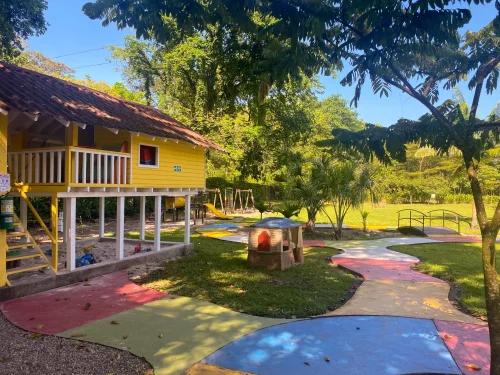 Entrada al jardín infantil Jardín de Ocobos en Villavicencio